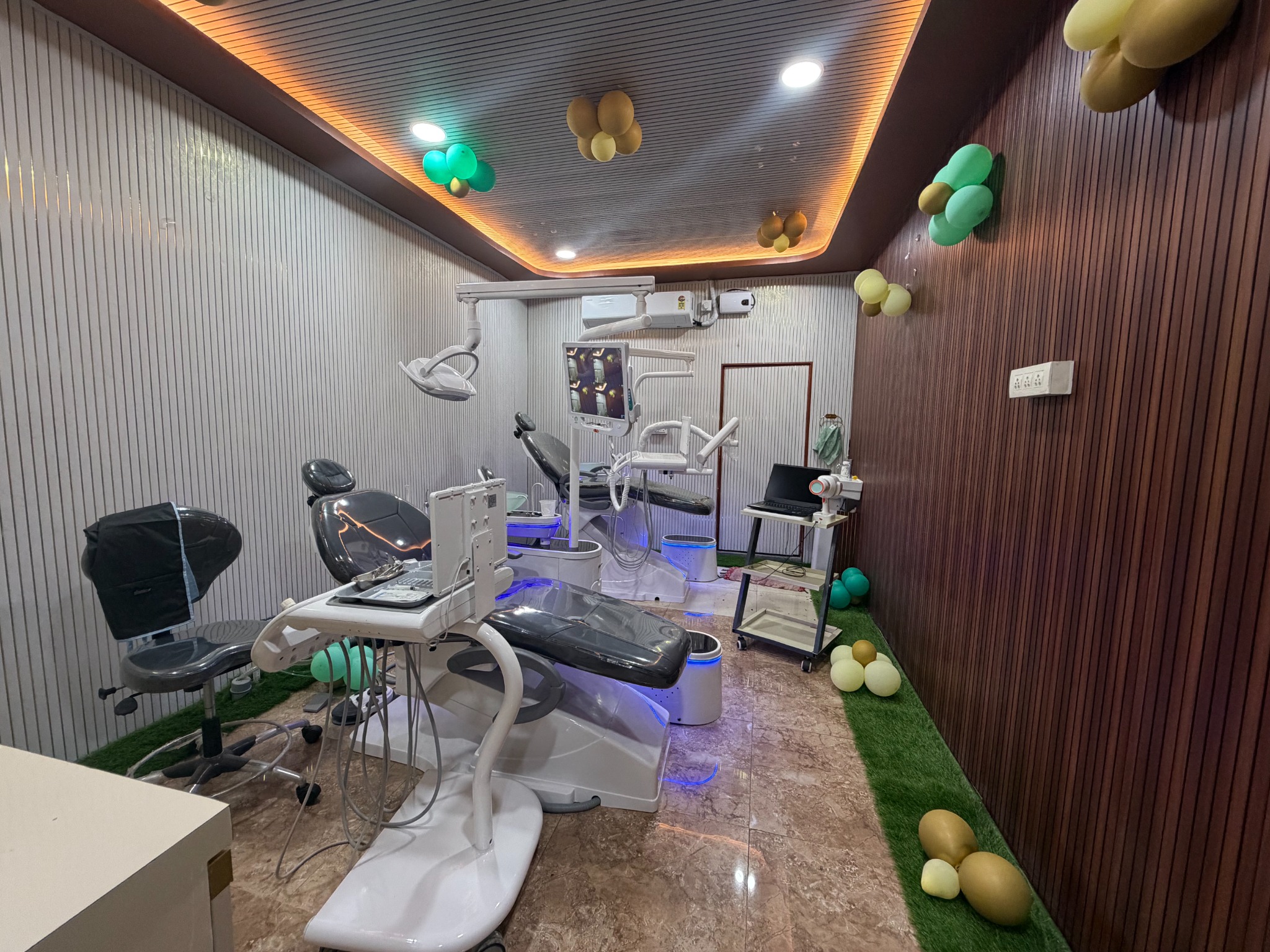 Navi Dental dental clinic treatment room